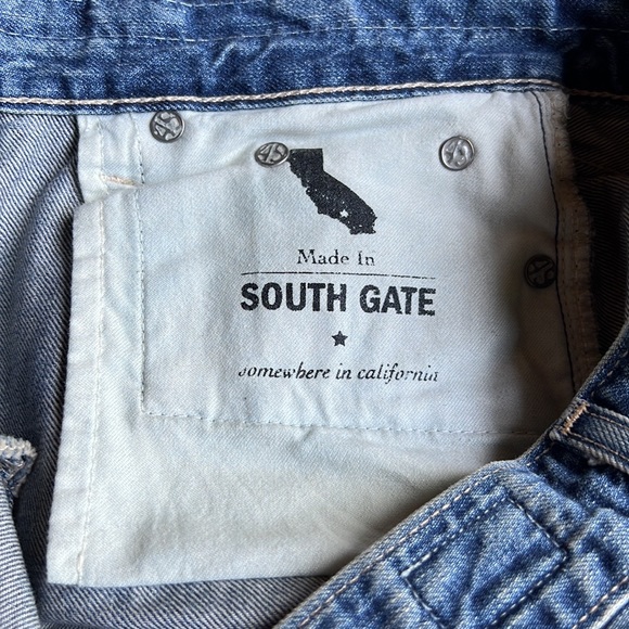 AG The Drew Straight Leg Boyfriend Jeans - Picture 12 of 16